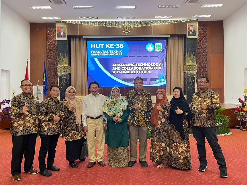 HUT FT UNAND 38