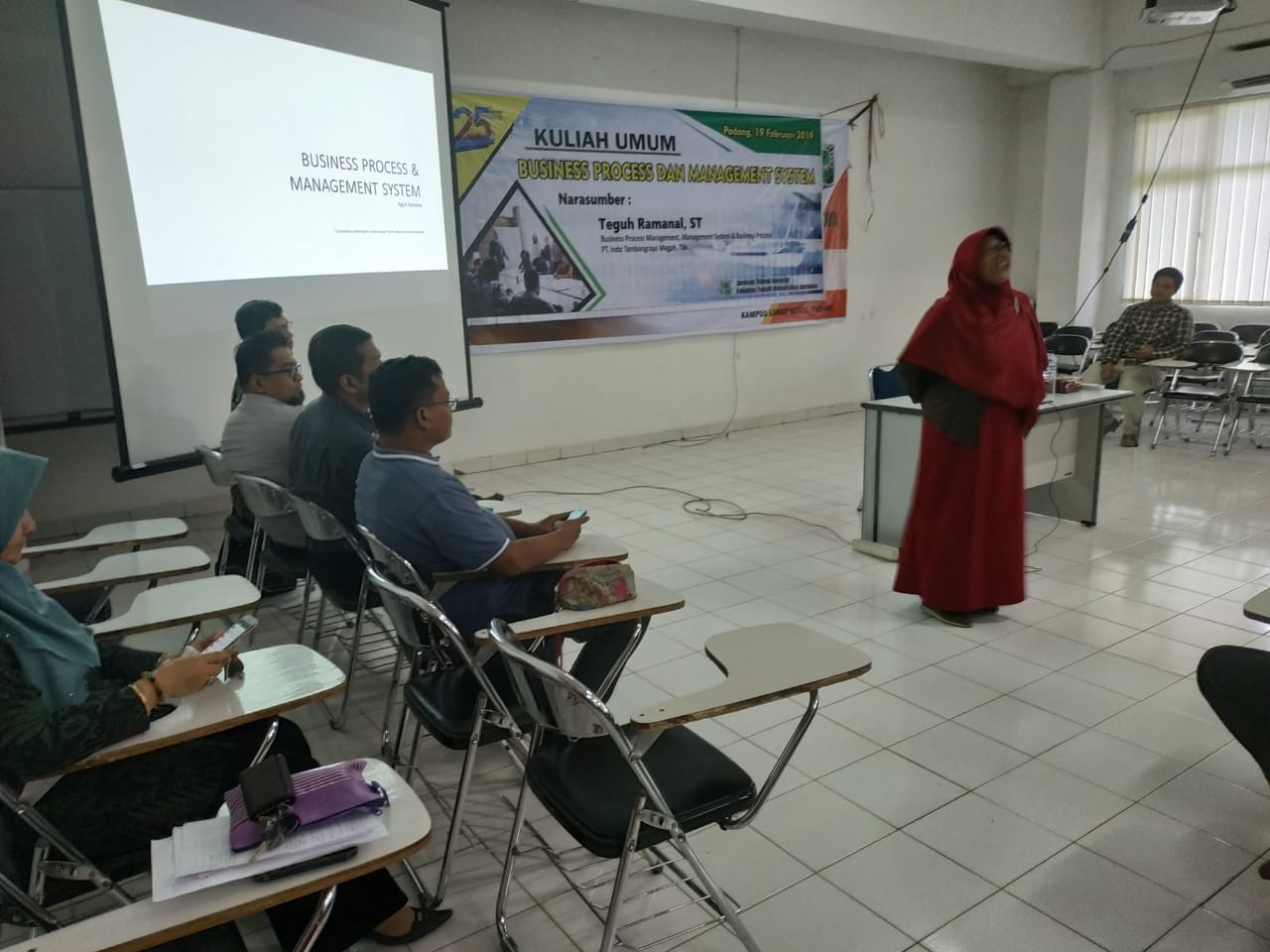 Kuliah Umum 1 25 th TI 8