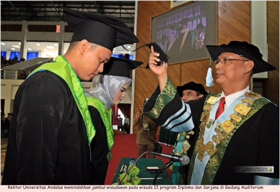 Sejalan dengan Kuliah Umum Kewirausahaan Teknik Industri: Rektor Ajak Wisudawan Untuk Jadi Job Creator